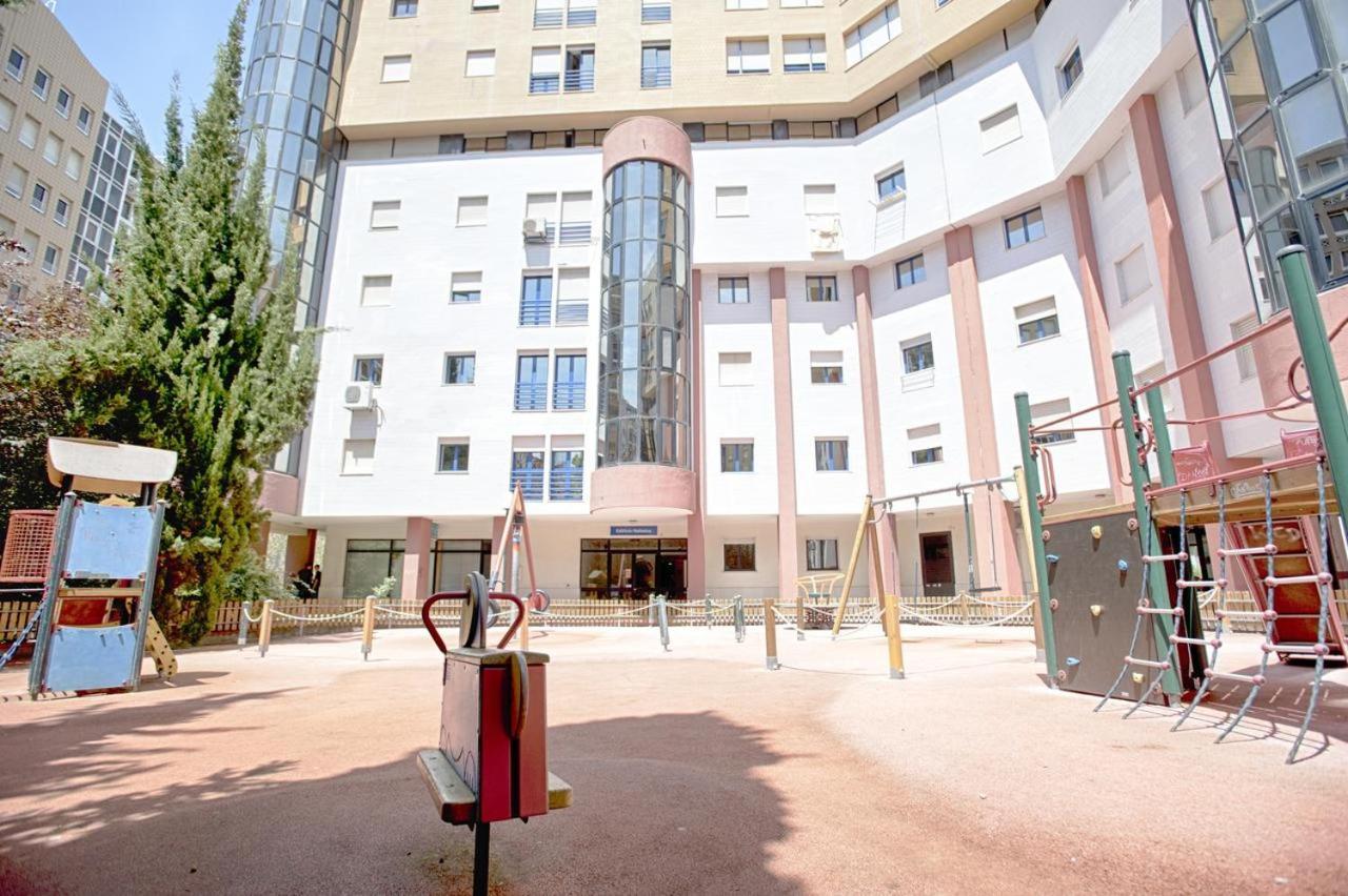 Executive In The Heart Of * Lissabon